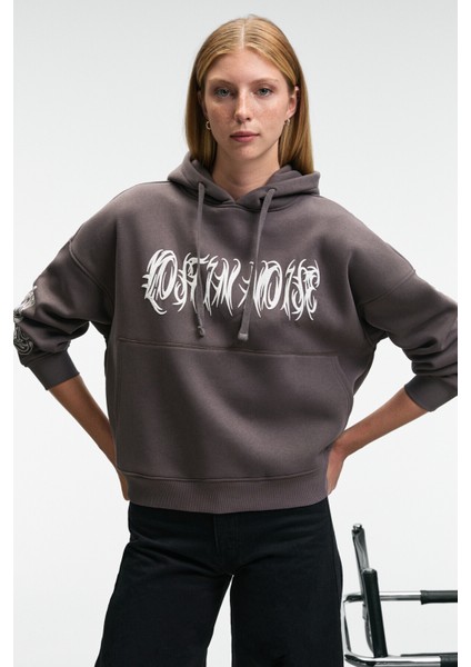 ALIRAYNE Kadın Baskılı Oversize Kapüşonlu Kanguru Cep Antrasit Sweatshirt
