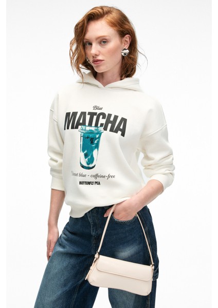 YANMESA Kadın Oversize Baskı Ve Nakış Detaylı Uzun Kollu Kapüşonlu Beyaz Sweatshirt