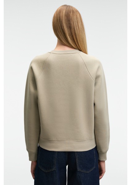 MIRELLAN Kadın Baskılı Yuvarlak Yaka Regular Fit Taş Rengi Sweatshirt