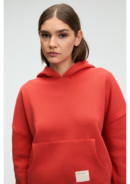 CLARIE Kadın Organik Pamuklu Oversize Kanguru Cepli Kapüşonlu Kırmızı Sweatshirt