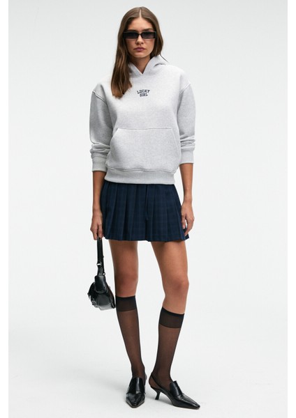 YUMEA Kadın Oversize Kapüşonlu Baskılı Grimelanj Sweatshirt