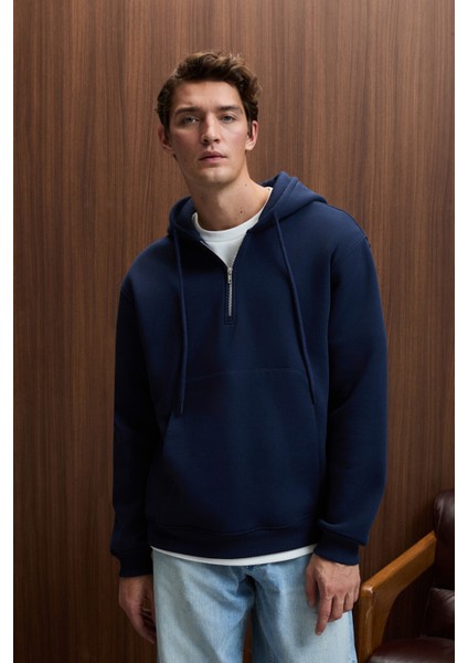 JUSTUS Erkek Kapüşonlu Kanguru Cepli Fermuar Yakalı Lacivert Sweatshirt fırsatları