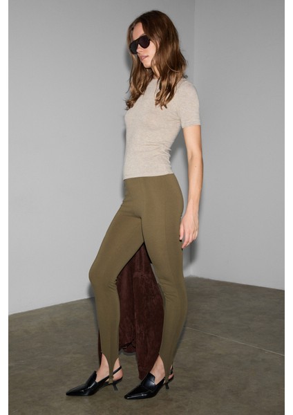 RYSANNE Kadın Esnek Kumaşlı Slim Fit Paçası Lastik Detaylı Haki Pantolon indirimleri