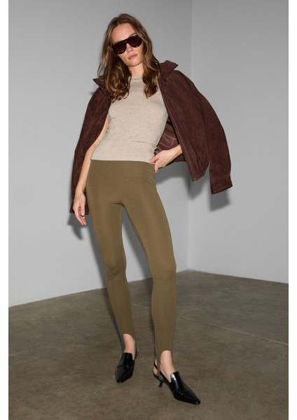 RYSANNE Kadın Esnek Kumaşlı Slim Fit Paçası Lastik Detaylı Haki Pantolon