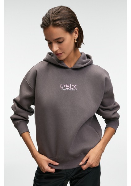 YANMESA Kadın Oversize Baskı Ve Nakış Detaylı Uzun Kollu Kapüşonlu Antrasit Sweatshirt modelleri