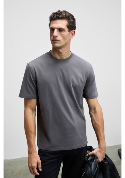 Solo Erkek %100 Organik Pamuklu Kalın Dokulu Comfort Fit Bisiklet Yakalı Antrasit T-Shirt modelleri