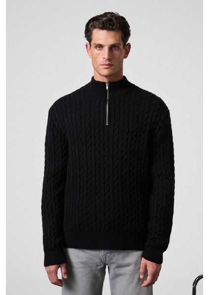 IVAR Erkek Yarım Fermuarlı Dik Yakalı Saç Örgü Desenli Triko Siyah Kazak modelleri