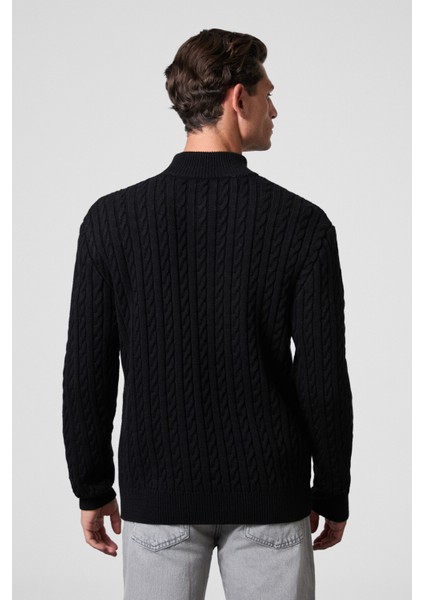 IVAR Erkek Yarım Fermuarlı Dik Yakalı Saç Örgü Desenli Triko Siyah Kazak