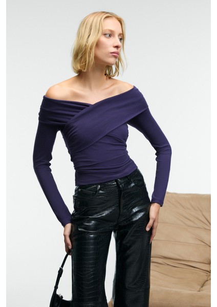 SELUNETTE Kadın Asimetrik Yakalı Omuzu Açık Esnek Kumaşlı Vücudu Saran Slim Fit Mor Bluz