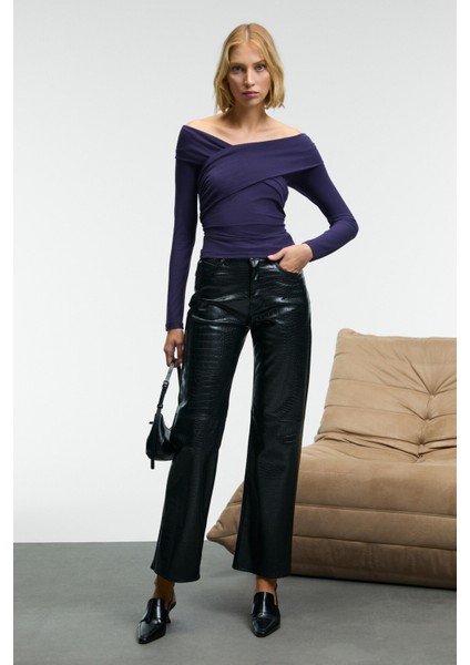 SELUNETTE Kadın Asimetrik Yakalı Omuzu Açık Esnek Kumaşlı Vücudu Saran Slim Fit Mor Bluz indirimleri