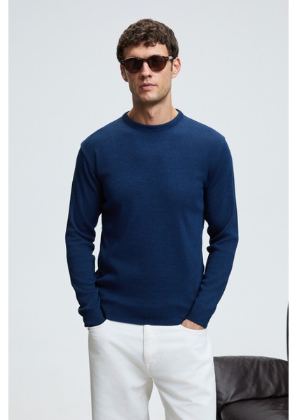 VAREX Erkek Yuvarlak Yaka Basic Slim Fit Triko İndigo Kazak fırsatları