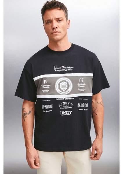 GIO Erkek %100 Pamuk Kısa Kollu Bisiklet Yaka Önü Baskılı Oversize Siyah T-Shirt