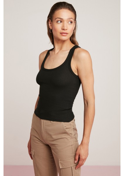 Lıllesol Kadın Fitilli Görünümlü Kalın Askılı Basic Siyah Atlet fiyatları