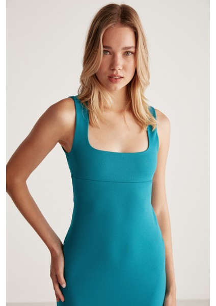 Lonıca Kadın Krep Örme Kumaşlı Kare Yakalı Bodycon Mini Petrol Yeşili Elbise indirimleri