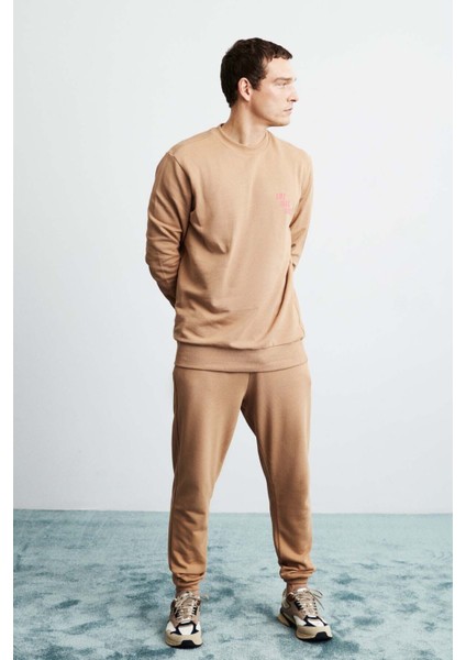 Franklın Erkek Regular Fit Baskılı Içi Polarsız Kahverengi Sweatshirt modelleri