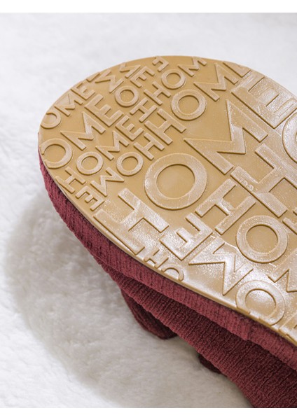 Yeni Sezon Pelüş Kadın Ev Terliği indirimleri