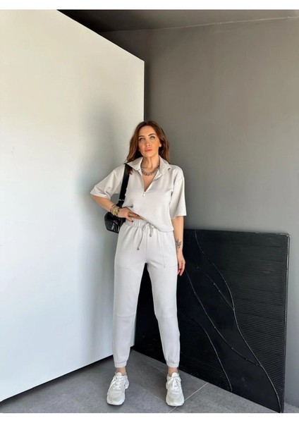 Gri Yaka ve Paçası Fermuarlı Takım