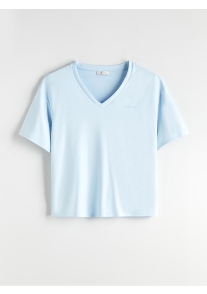 Yeni Sezon V Yaka Kadın Tişört indirimleri