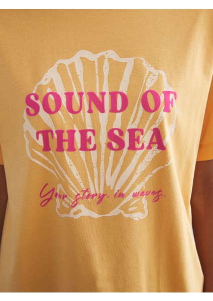 Yeni Sezon Bisiklet Yaka Baskılı Oversize Kadın Tişört modelleri