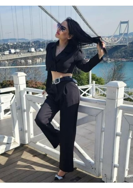 Siyah Crop Ceket Pantolon Takımı modelleri