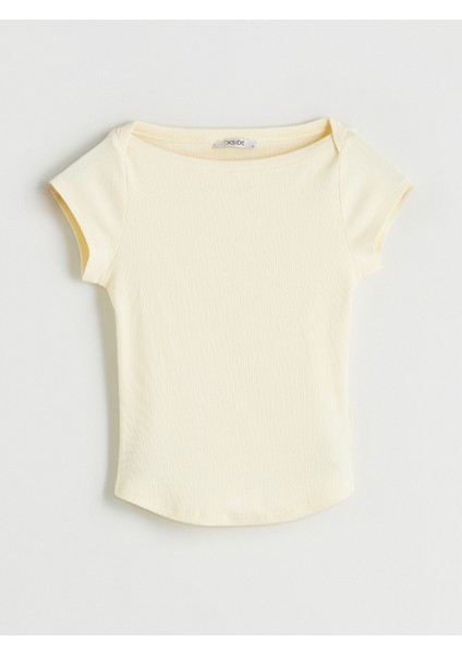 Yeni Sezon Kayık Yaka Kadın Tişört indirimleri