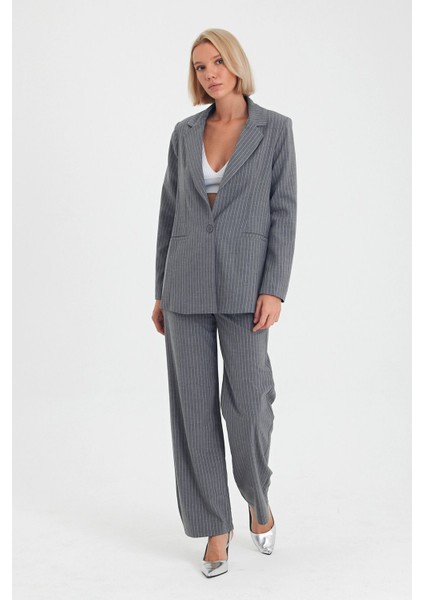 Ekru Renk Premium Boy Fit Kadın Pantolon Kolsuz Ceket Yelek Takımı Atlas Kumaş