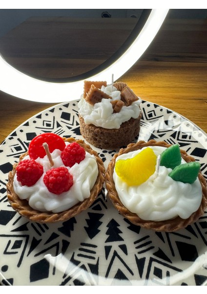 Kokulu Evinizin Dekorasyonunu Tamamlayacak Süs Mum Çeşitleri 1 Adet