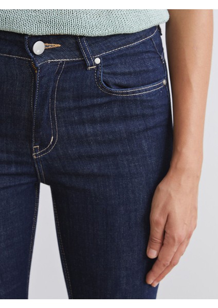 Yeni Sezon Flare Kadın Jean Pantolon modelleri