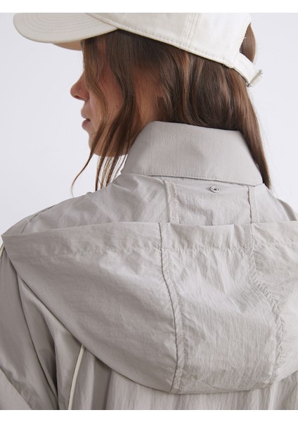 Yeni Sezon Dik Yaka Oversize Kadın Yağmurluk fırsatları
