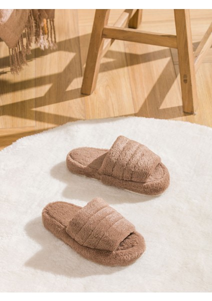 Yeni Sezon Kadın Pelüş Ev Terliği fiyatları