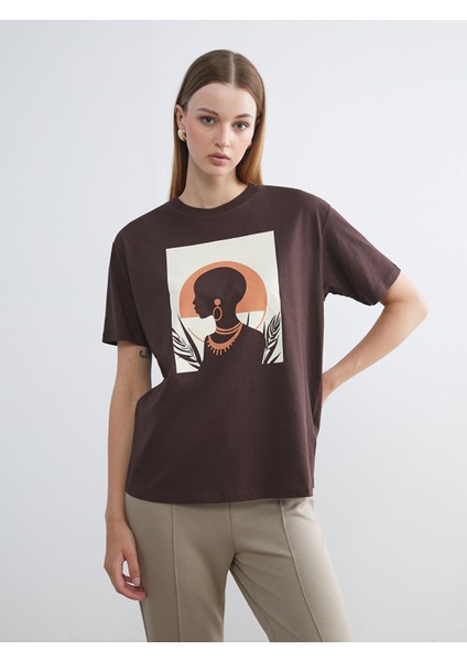 Yeni Sezon Bisiklet Yaka Baskılı Oversize Kadın Tişört