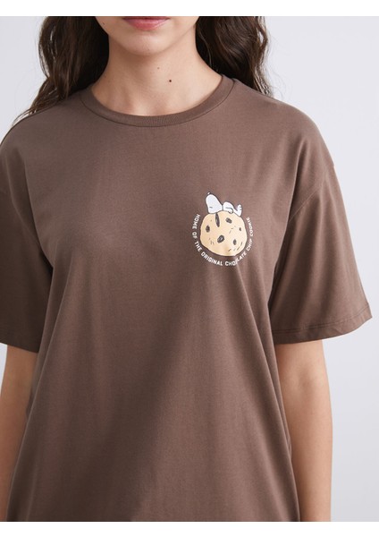 Yeni Sezon Bisiklet Yaka Snoopy Baskılı Kadın Tişört modelleri