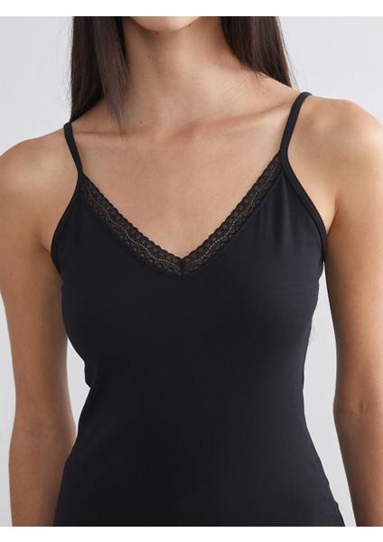 Yeni Sezon V Yaka Dantel Detaylı Kadın Atlet modelleri