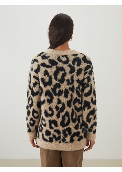 Yeni Sezon V Yaka Desenli Kadın Triko Hırka fırsatları