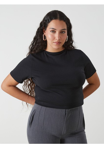 Yeni Sezon Bisiklet Yaka Düz Kısa Kollu Kadın Tişört fiyatları