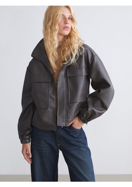 Yeni Sezon Dik Yaka Oversize Kadın Deri Görünümlü Mont