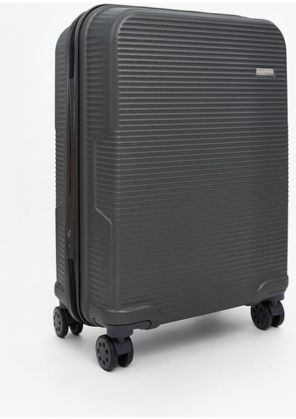 Yeni Sezon Kilit Detaylı Orta Boy Valiz