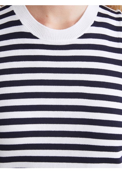 Yeni Sezon Bisiklet Yaka Oversize Kadın Triko Süveter modelleri