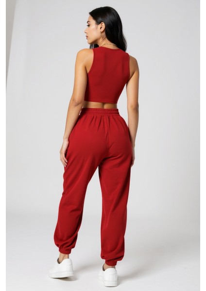 Kadın Kırmızı Kaşkorse Cepli Jogger Eşofman Altı ve Crop Top Bluz – Şık, Rahat ve Kolay Kombinlenebilir modelleri