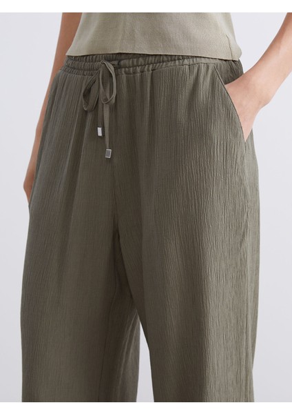 Yeni Sezon Beli Lastikli Dokulu Kadın Pantolon fırsatları