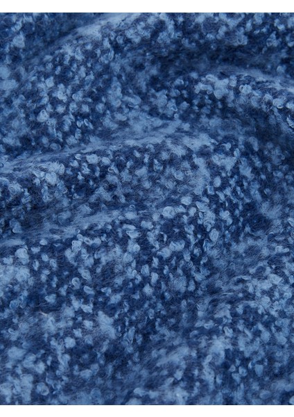 Yeni Sezon Püsküllü Kadın Atkı modelleri