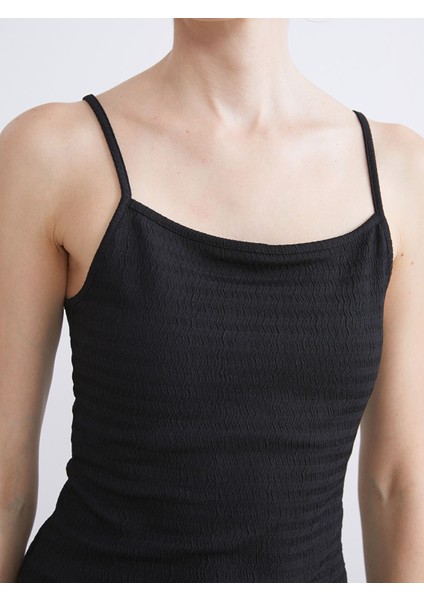 Yeni Sezon Kare Yaka Dokulu Askılı Kadın Atlet modelleri