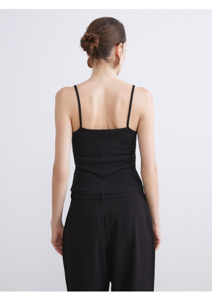 Yeni Sezon Kare Yaka Dokulu Askılı Kadın Atlet fırsatları