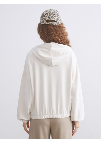 Yeni Sezon Kapüşonlu Oversize Kadın Fermuarlı Sweatshirt fırsatları