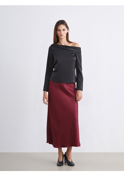 Yeni Sezon Kayık Yaka Saten Bluz fiyatları