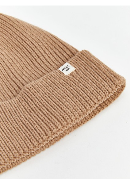 Yeni Sezon Basic Kadın Bere modelleri