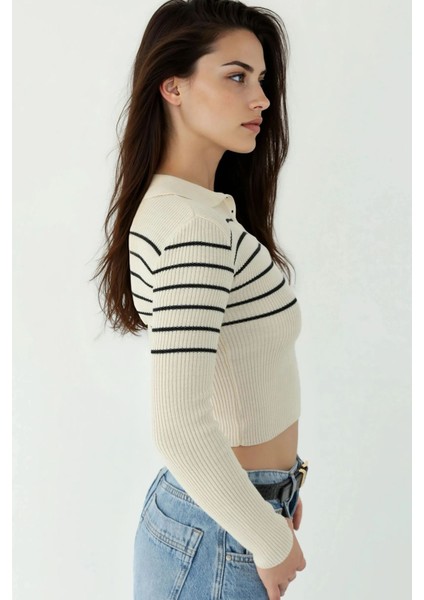 Kadın Jakarlı Örme Yarım Balıkçı Yaka Kazak Natural