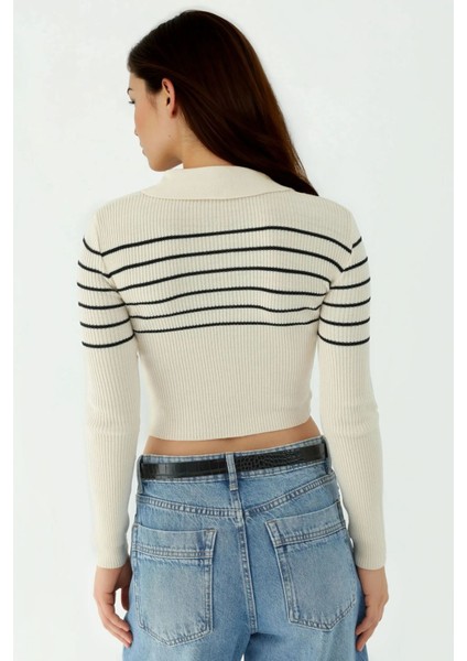 Kadın Jakarlı Örme Yarım Balıkçı Yaka Kazak Natural