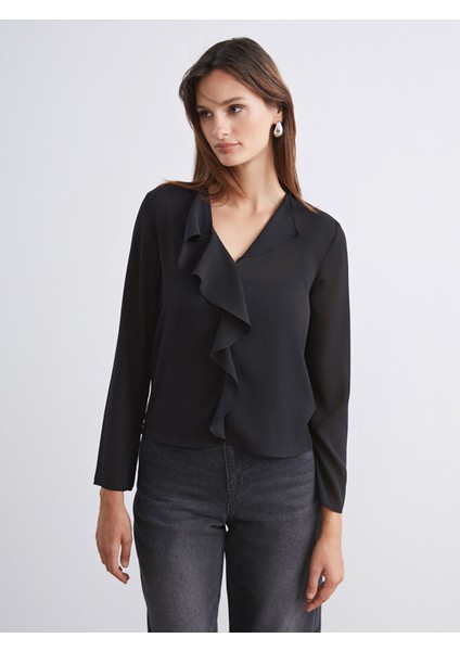 Yeni Sezon Kaçık Yaka Fırfırlı Bluz