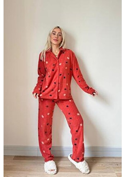 Kiremit Çam Desenli Önden Düğmeli Peluş Polar Pijama Takımı